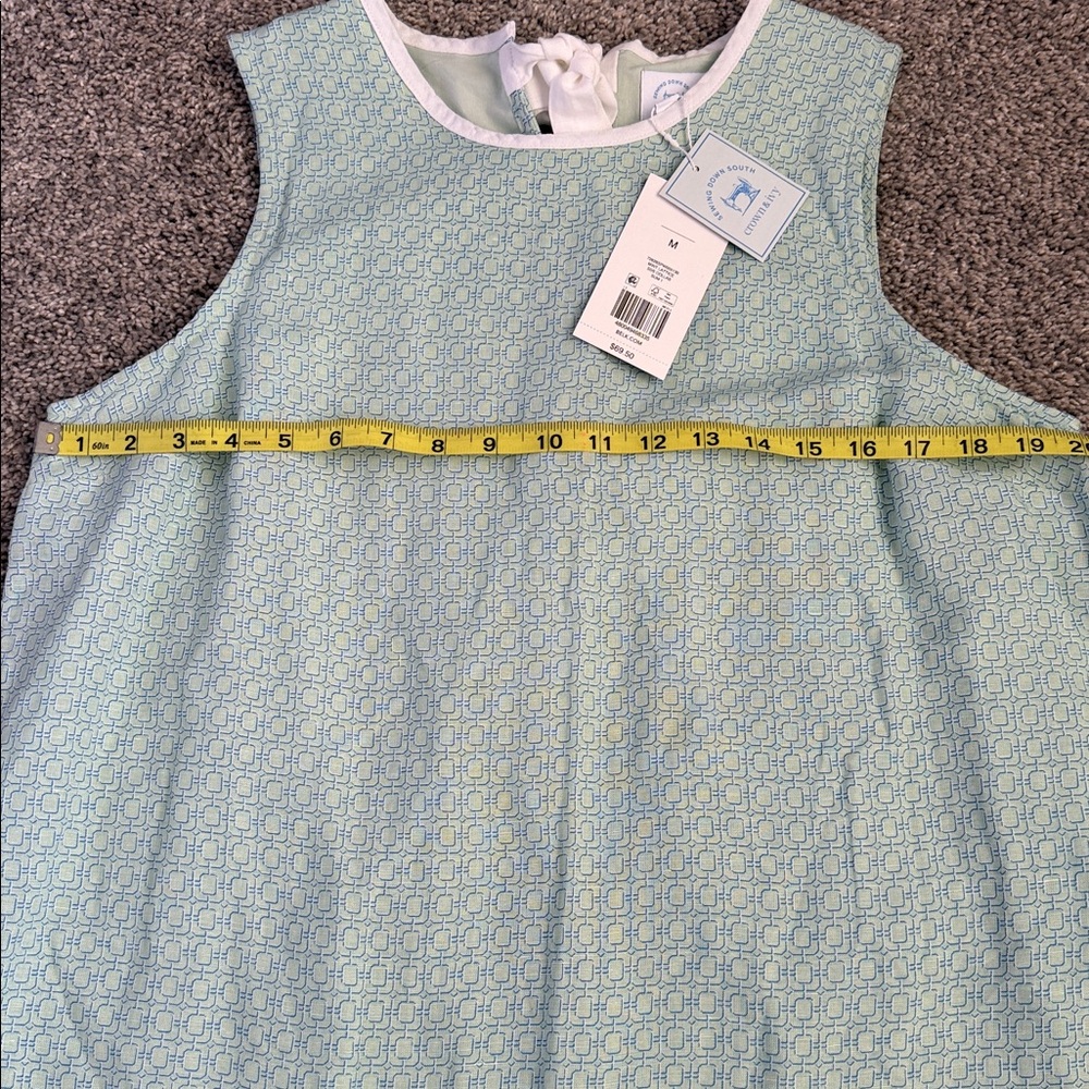 Crown and Ivy NWT “Sewing Down South” adorable lined Swing Top, Med - Picture 4 of 6